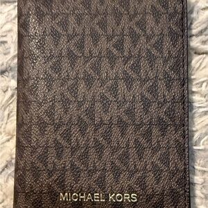 Michael Kors Jet Travelers Passport Wallet